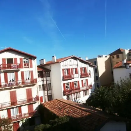 Midi - Saint-jean-de-luz, 1 Bedroom, 4 Persons * Saint-Jean-de-Luz